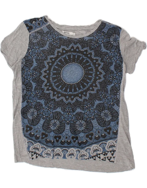 DESIGUAL Womens Graphic T-Shirt Top UK 14 Medium Grey Geometric-- Fitted T-Shirt Seamless Stretchy DESIGUAL Womens Graphic T-Shirt Top UK 14 Medium Grey Geometric-- Fitted T-Shirt Seamless Stretchy