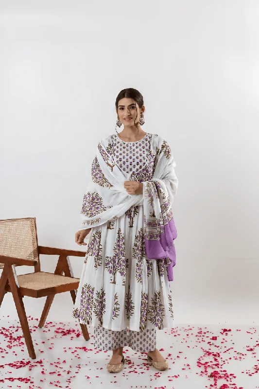 Aastha Fashion Women's Printed Cotton White Kurti With Pant And Dupatta By Srf Jaipur Elegant Silk Pants Aastha Fashion Women's Printed Cotton White Kurti With Pant And Dupatta By Srf Jaipur Elegant Silk Pants