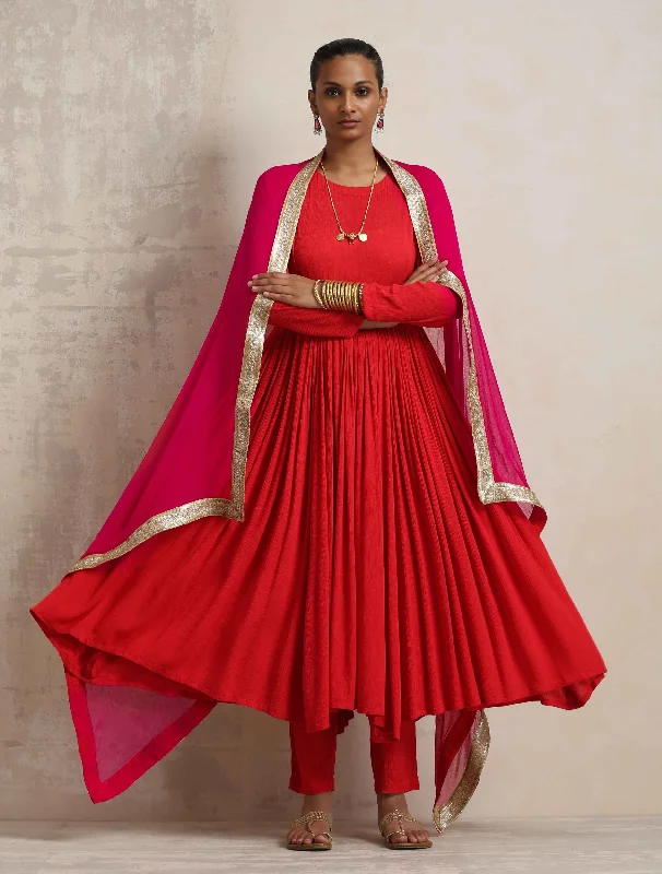 trueBrowns Red Crinkle Anarkali Kurta Pant Dupatta Set Elegant Dress Pants