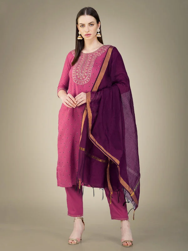 NOZ2TOZ Women Embroidered Cotton Blend Kurta Pant Dupatta Set - Wine Fashionable Work Pants NOZ2TOZ Women Embroidered Cotton Blend Kurta Pant Dupatta Set - Wine Fashionable Work Pants
