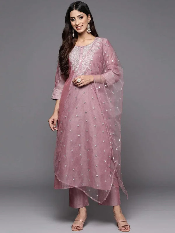 NOZ2TOZ Womens Rose Gold Poly Silk Embroidery Kurta Pant Set With Dupatta Classic Flared Pants NOZ2TOZ Womens Rose Gold Poly Silk Embroidery Kurta Pant Set With Dupatta Classic Flared Pants