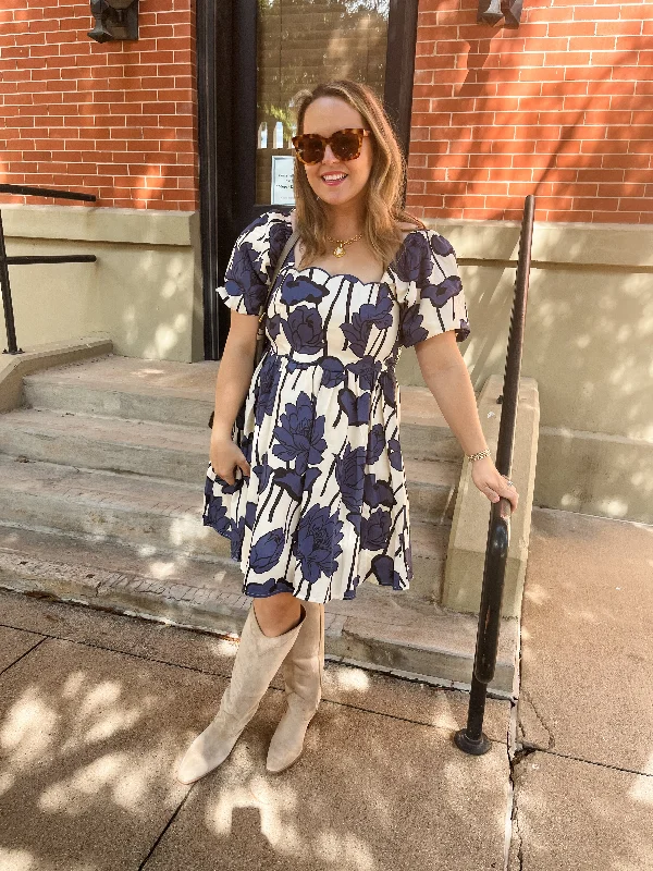Floral Print Square Neck Mini Dress- Navy Stylish Sweetheart Mini Dress