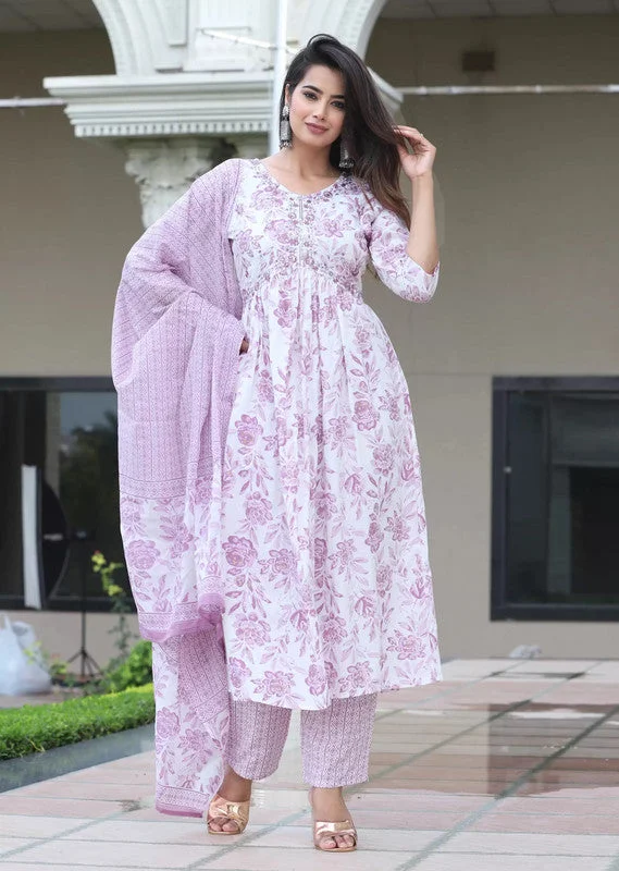NOZ2TOZ Women's Viscose Floral Printed Nayra Cut Kurta Pant With Dupatta - White Chic Checkered Pants NOZ2TOZ Women's Viscose Floral Printed Nayra Cut Kurta Pant With Dupatta - White Chic Checkered Pants