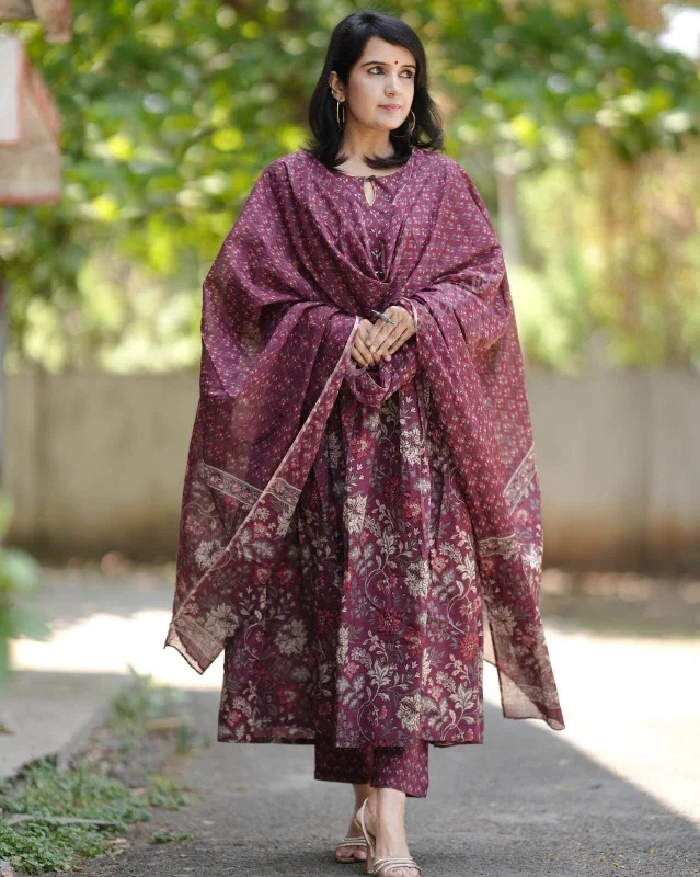 Indian Fashion Women Viscose Maroon Anarkali Kurta And Pant Set With Dupatta Slim-Fit Leggings Indian Fashion Women Viscose Maroon Anarkali Kurta And Pant Set With Dupatta Slim-Fit Leggings