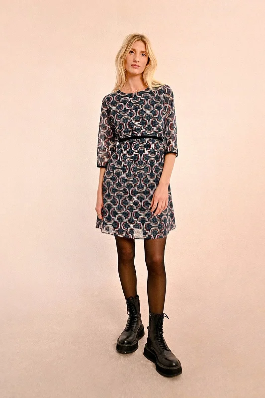 Molly Bracken Nora Duck Blue Geo Print Mini Dress Chic Sleeveless Mini Dress