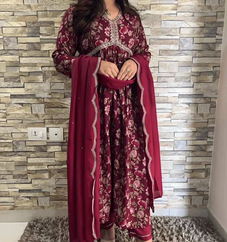 Aastha Fashion Women's Printed Rayon Maroon Kurti With Pant And Dupatta By Srf Jaipur Chic Slim Fit Pants Aastha Fashion Women's Printed Rayon Maroon Kurti With Pant And Dupatta By Srf Jaipur Chic Slim Fit Pants