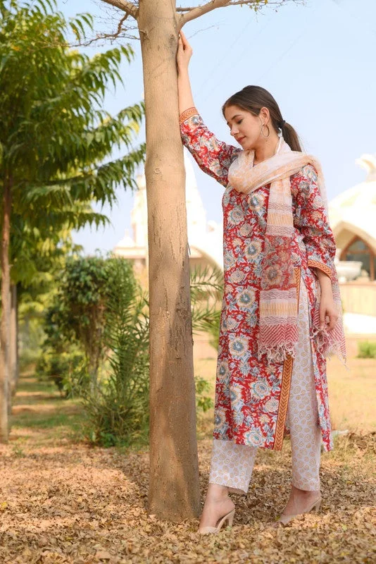 NOZ2TOZ Women's Red Cotton Floral Printed Kurta Pant Set With Dupatta Comfortable Denim Trousers NOZ2TOZ Women's Red Cotton Floral Printed Kurta Pant Set With Dupatta Comfortable Denim Trousers
