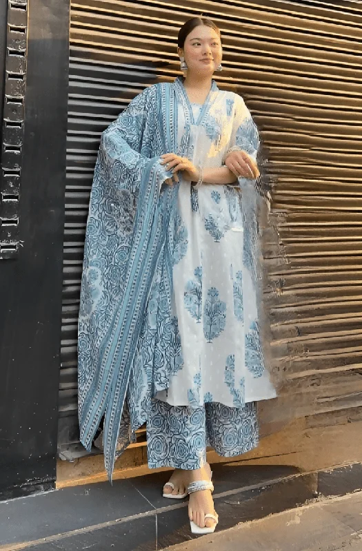 Aastha Fashion Women's Printed Cotton Blue Kurti With Pant And Dupatta By Srf Jaipur Trendy Wide-Legged Trousers Aastha Fashion Women's Printed Cotton Blue Kurti With Pant And Dupatta By Srf Jaipur Trendy Wide-Legged Trousers
