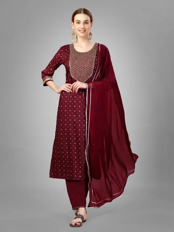 NOZ2TOZ Women Embroidered Silk Blend Kurta Pant Dupatta Set - Maroon Fashionable Track Pants NOZ2TOZ Women Embroidered Silk Blend Kurta Pant Dupatta Set - Maroon Fashionable Track Pants
