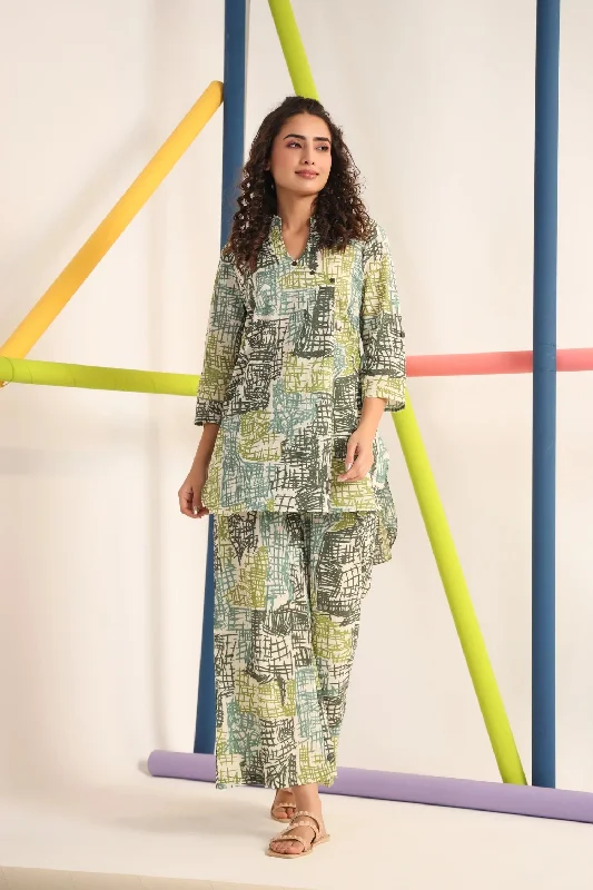 Indian Fashion Women Light Green Mandrain Collar Kurta And Pant Set Classic Straight Pants Indian Fashion Women Light Green Mandrain Collar Kurta And Pant Set Classic Straight Pants