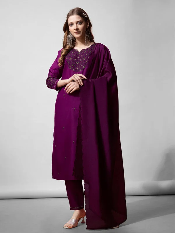 NOZ2TOZ Womens Purple Embroidered Cotton Blend Kurta Pant Set With Dupatta Slim Fit Casual Pants NOZ2TOZ Womens Purple Embroidered Cotton Blend Kurta Pant Set With Dupatta Slim Fit Casual Pants