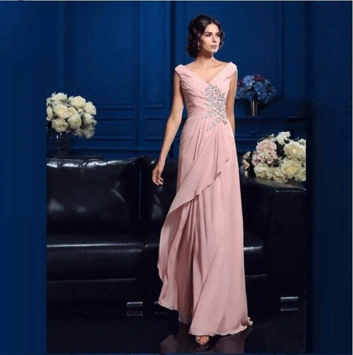 Wholesale Charming Pink Chiffon Full Length Mother of the Bride Dresses Deep V Neckline Beaded Wedding Party Gowns Back Out Wholesale Charming Pink Chiffon Full Length Mother of the Bride Dresses Deep V Neckline Beaded Wedding Party Gowns Back Out