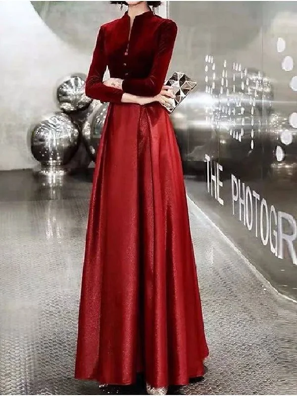 A-Line Mother of the Bride Dress Simple Elegant V Neck Floor Length Crepe Velvet Long Sleeve with Pleats A-Line Mother of the Bride Dress Simple Elegant V Neck Floor Length Crepe Velvet Long Sleeve with Pleats