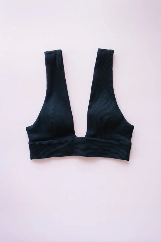 Size XS Black Rib Plunge Neck Bikini Top High-waist bikini, Vintage, Trendy, Comfortable Size XS Black Rib Plunge Neck Bikini Top High-waist bikini, Vintage, Trendy, Comfortable