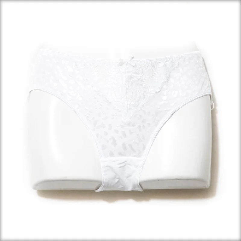 Women’s Very Sexy Style Bikini Thong Pantie - White Scalloped bikini bottom, Feminine, Chic, Trendy Women’s Very Sexy Style Bikini Thong Pantie - White Scalloped bikini bottom, Feminine, Chic, Trendy