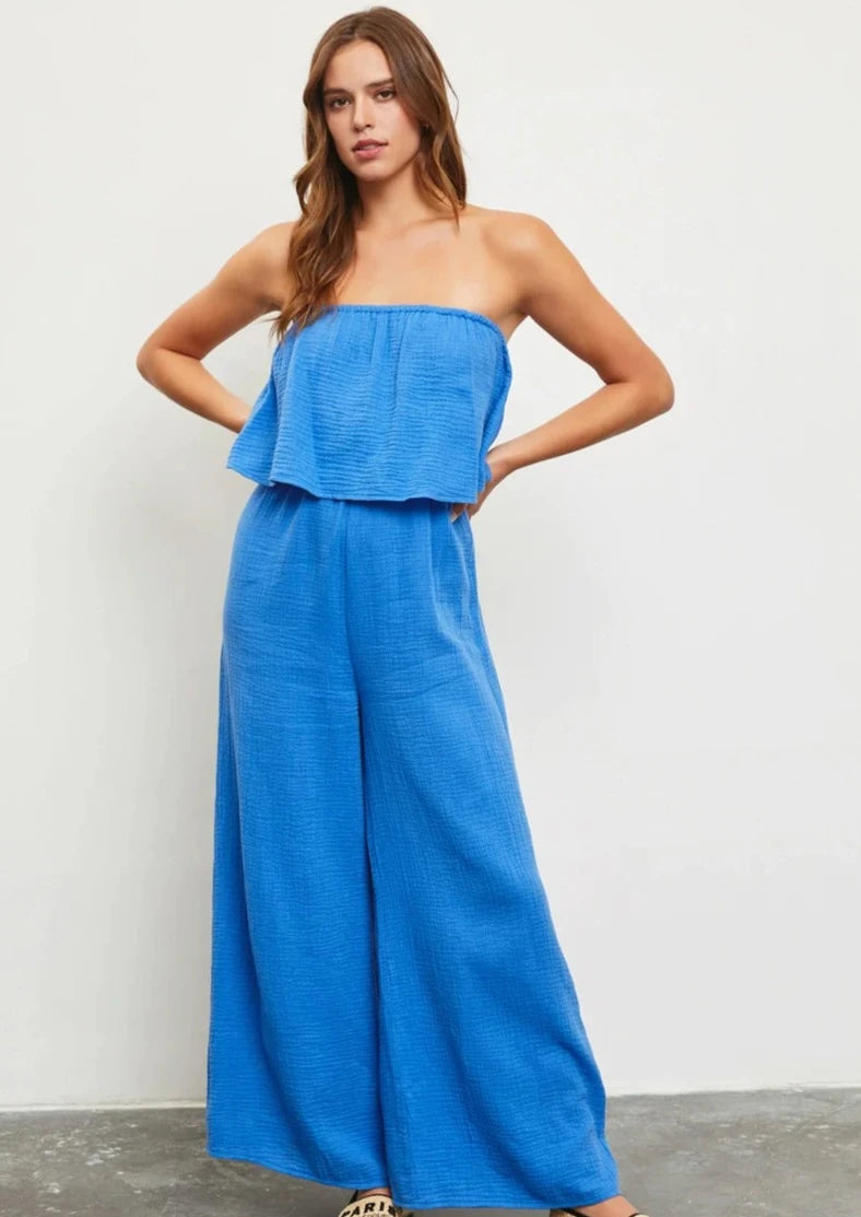 gauze flounce strapless jumpsuit Solid jumpsuit, Minimalist style, Sleek, Fashionable gauze flounce strapless jumpsuit Solid jumpsuit, Minimalist style, Sleek, Fashionable