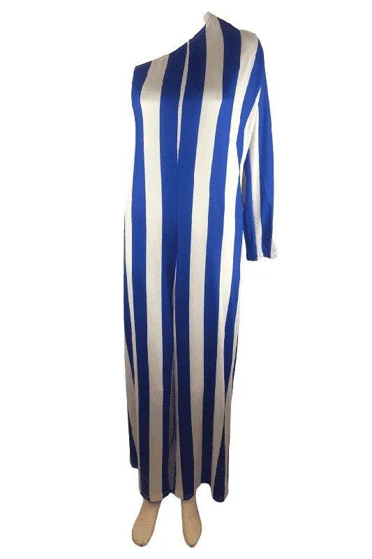Unbranded blue and white jumpsuit sz XXL Plus size jumpsuit, Curvy fit, Elegant, Comfortable Unbranded blue and white jumpsuit sz XXL Plus size jumpsuit, Curvy fit, Elegant, Comfortable